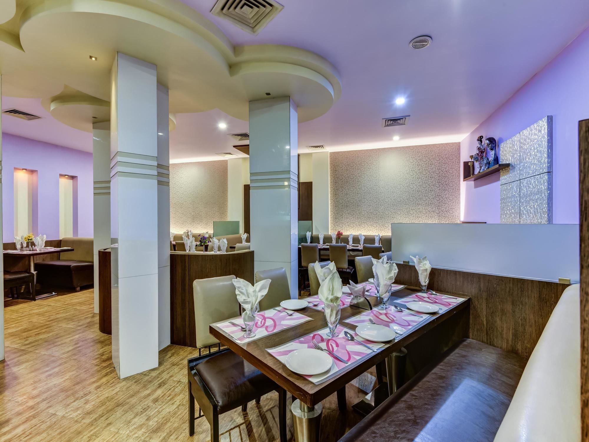 Oyo 1781 Hotel Panchratna Panvel Kültér fotó